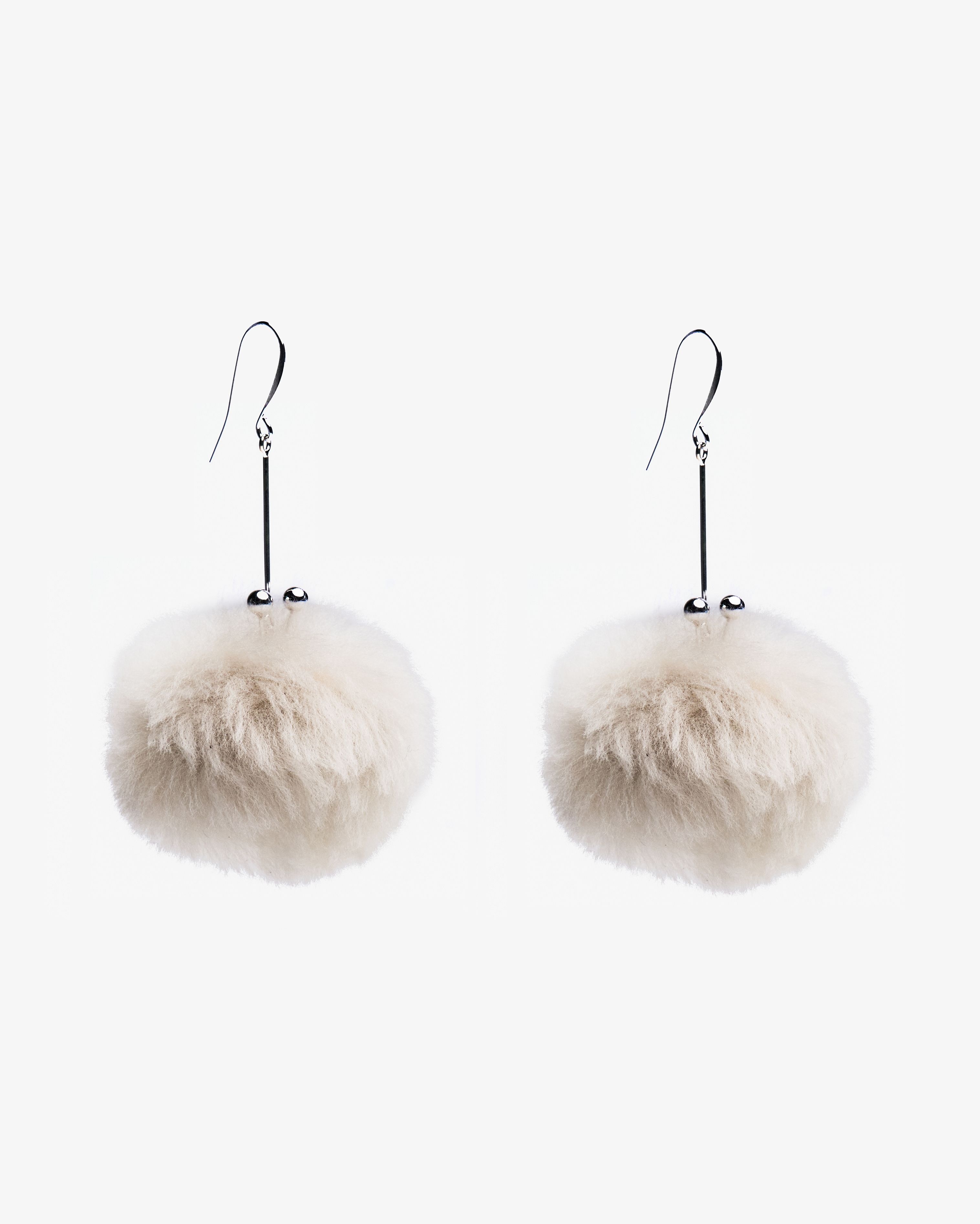 Motchiri Fluffy Lamb Fur Drop Earring