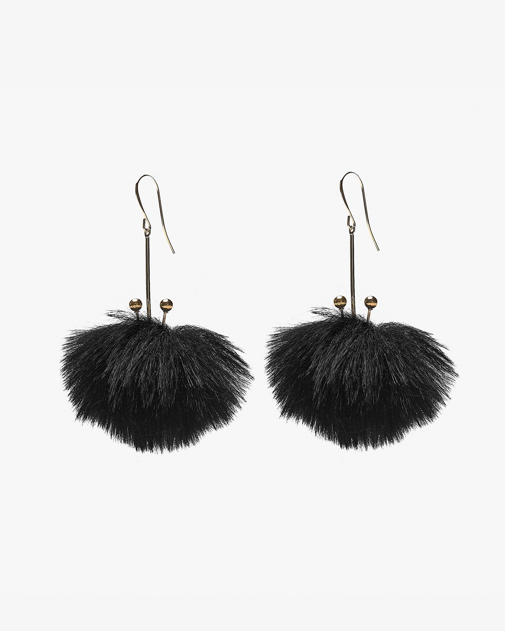 Motchiri Fluffy Drop Earring