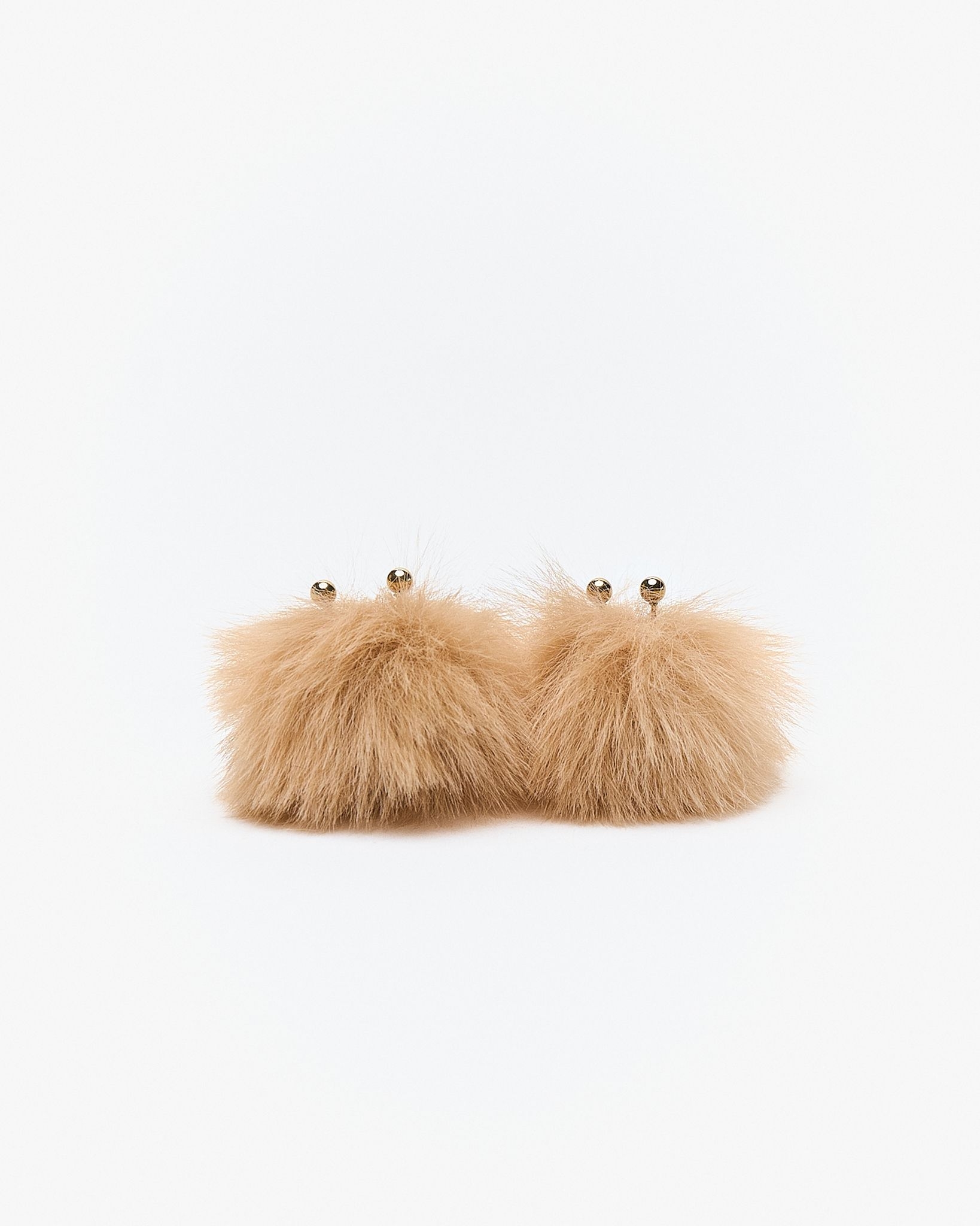 Motchiri Fluffy Drop Earring