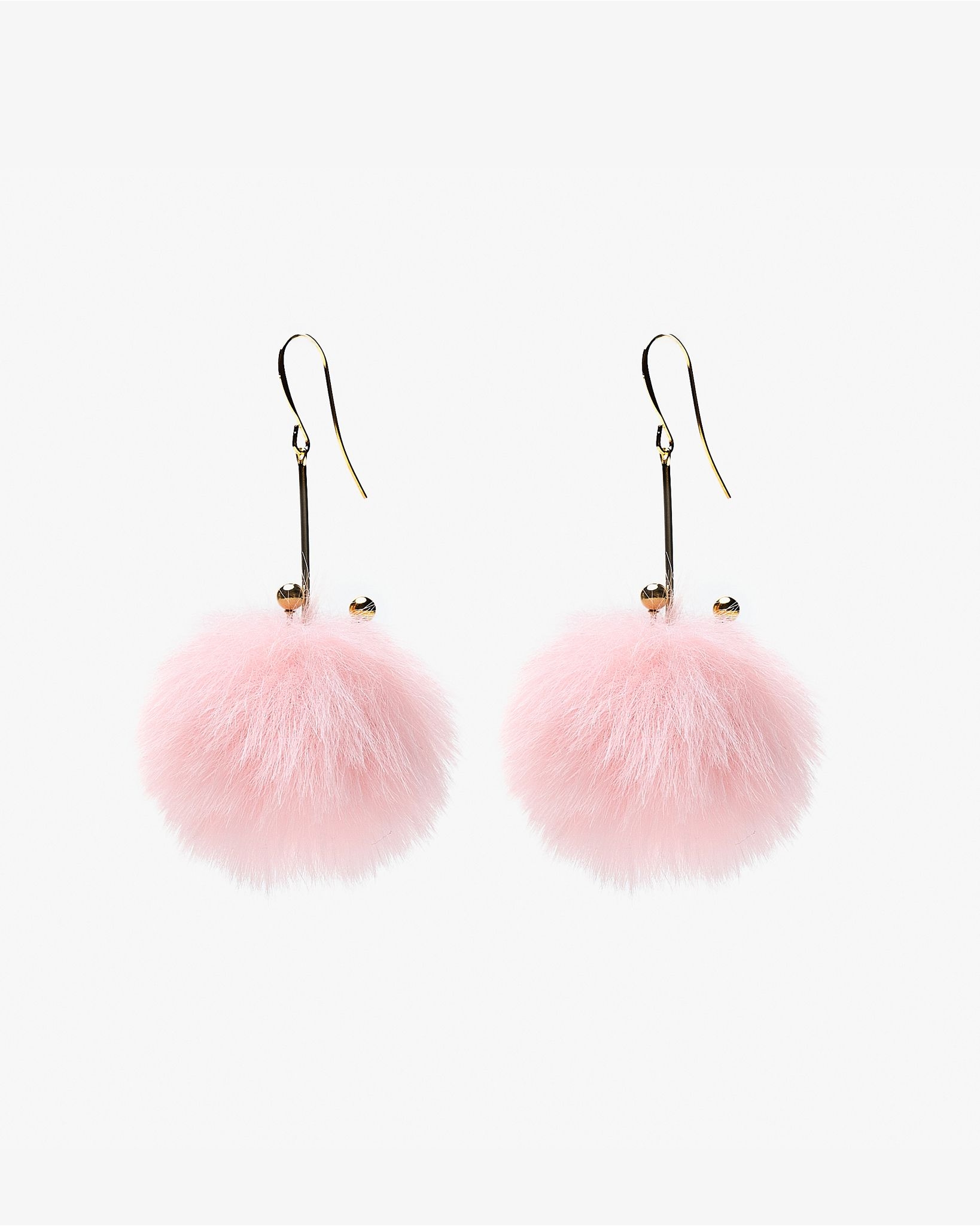 Motchiri Fluffy Drop Earring