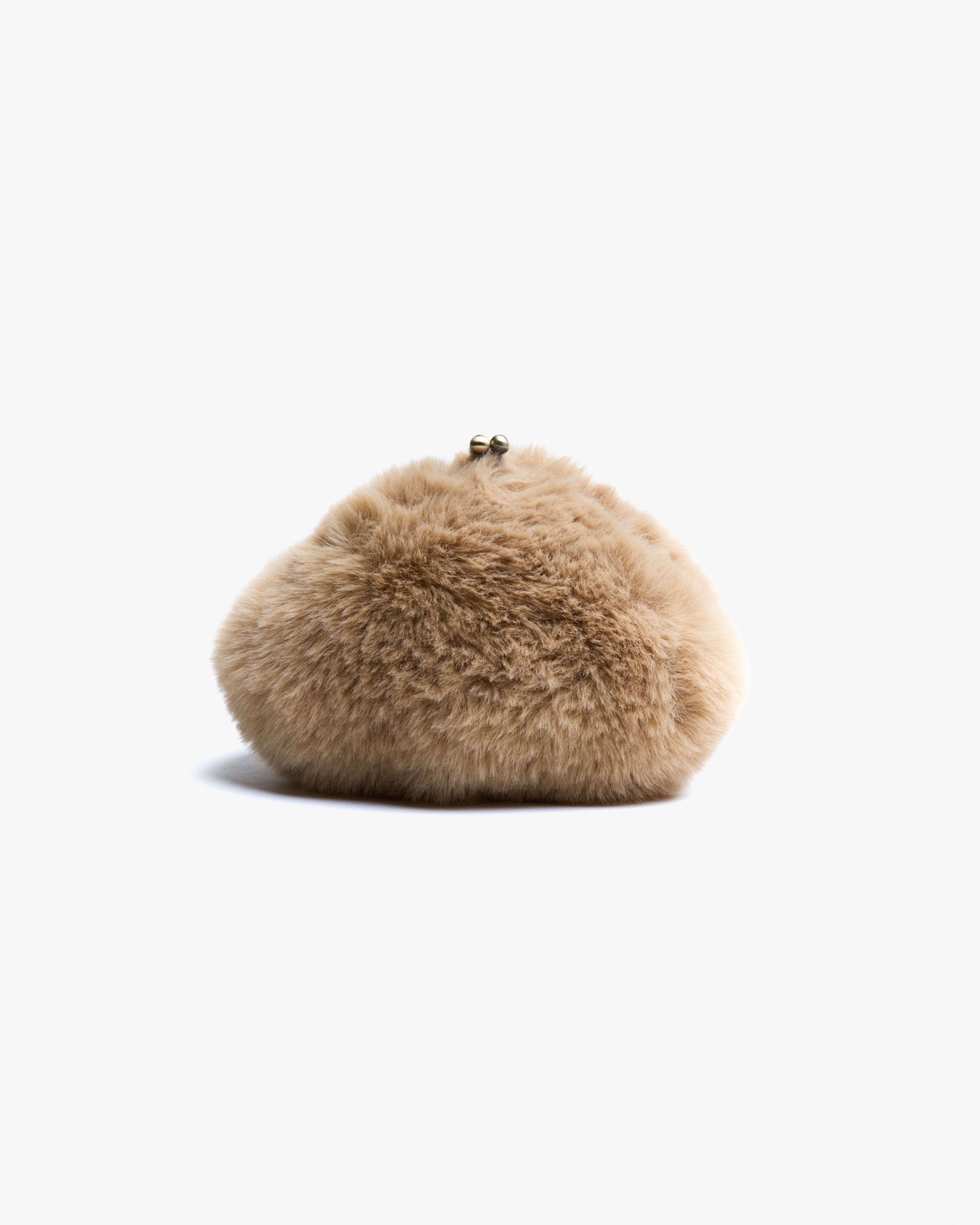 Motchiri Round Fluffy Mini Bag