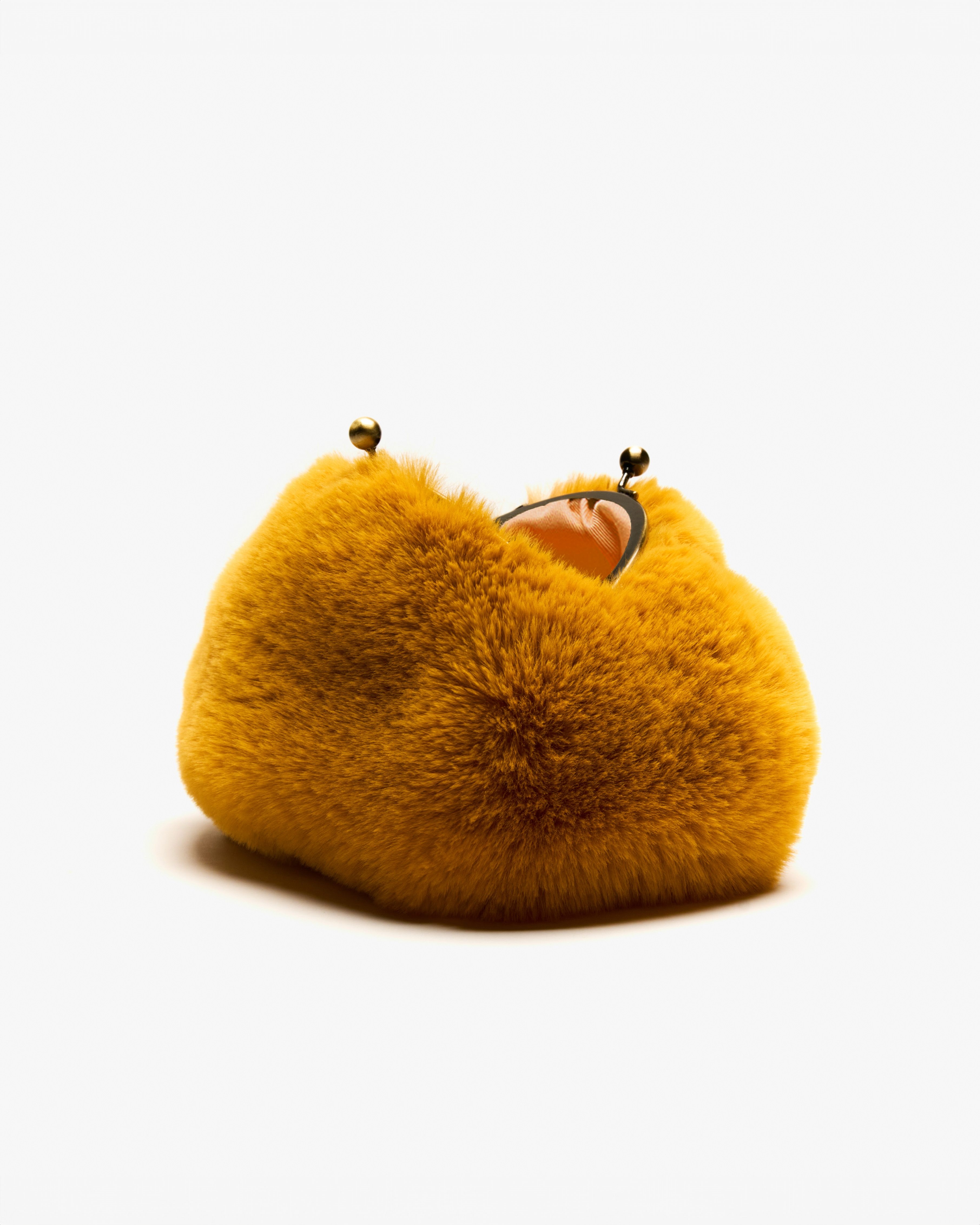 Motchiri Round Fluffy Medium Mini Bag